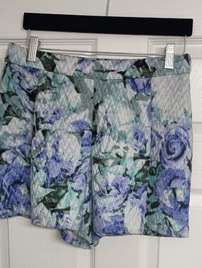 Jessica Simpson Floral Quilted Blue Lavender Green Skort